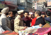 jalandhar-police-traffic-control-in-rainak-bazaar