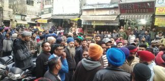 fight in jalandhar bazaar