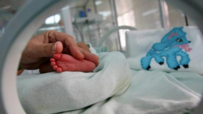baby death in delhi due to corona virus