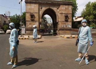 CORONA EFFECT: अहमदाबाद के बाद गुजरात के 3 और जिलों में कल से फिर नाइट कर्फ्यू