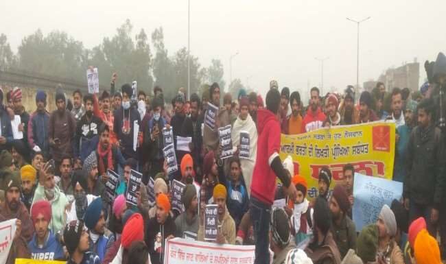 जालंधर में रामामंडी के पास विद्यार्थियों ने फिर किया हाईवे जाम