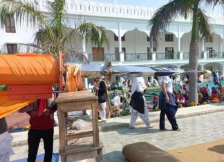 जालंधर में पूरी हुई विश्व के सबसे ऊंचे निशान साहिब को चोला साहिब पहनाने की रस्म