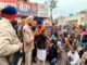 जहां डी.एस.पी. गुरप्रीत सिंह गिल ने मौके पर पहुंचकर घटना का जायजा लेते लोगों को शांत करते कार्रवाई करने का भरोसा दिया।